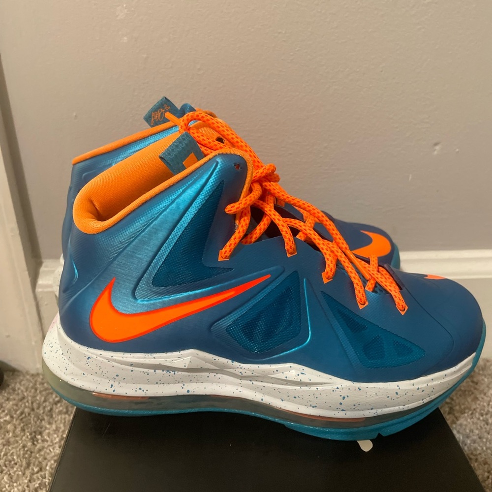 Nike size 4